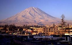 arequipa e vulcano misti.jpg